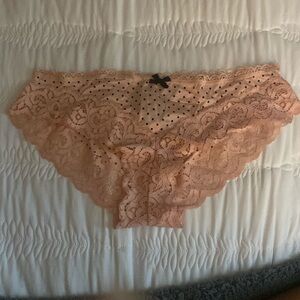 Victoria’s Secret body by Victoria size medium panty